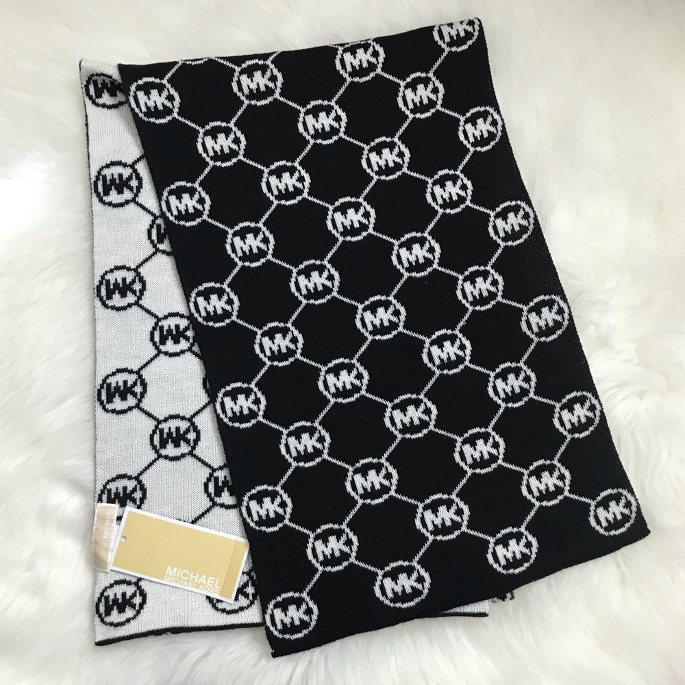 Authentic Michael Kors Signature Logo Scarf Black White